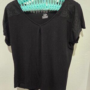 Apt. 9 Black Lounge Set | Women’s Top & Bottom with Lace Trim S / L